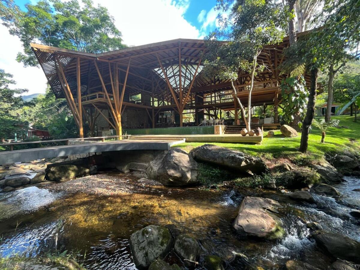 Casa Paraqueira Araras, galeria publicada pela Timbau Estruturas, foto 15