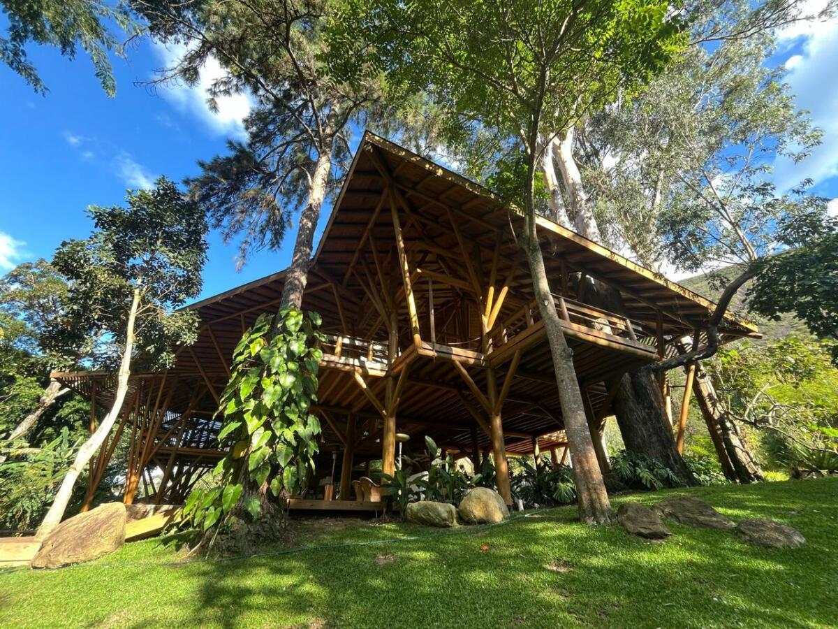 Casa Paraqueira Araras, galeria publicada pela Timbau Estruturas, foto 12
