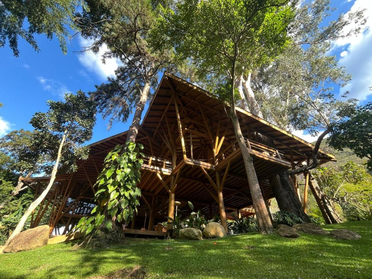 Casa Paraqueira Araras, galeria publicada pela Timbau Estruturas, foto 21