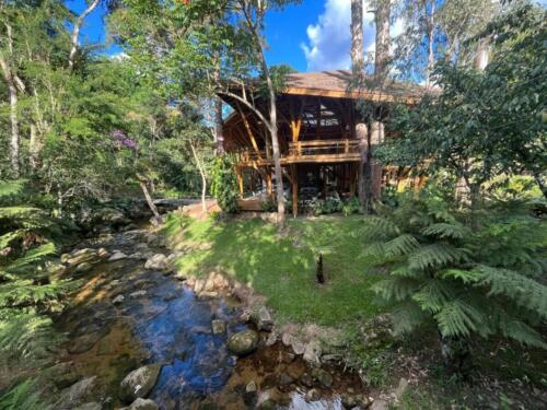 Cas-Petropolis-27